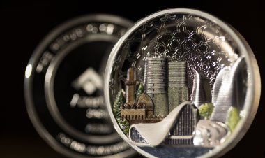 “AzerGold” QSC Bakıya həsr olunmuş unikal gümüş sikkə istehsal edib