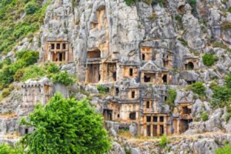 Antalyanı Santa Klausun izi ilə kəşf edin – FOTOLAR