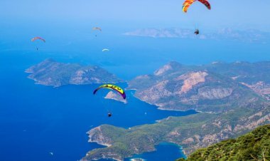 Türkiyə ilk üç ayda turizmdən rekord gəlir götürüb