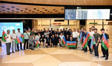 Futzal üzrə Universitetlərarası 14-cü Avropa Çempionatının qalibi olan Azərbaycan İdman Akademiyasının (ASA) futzal komandası Vətənə qayıdıb