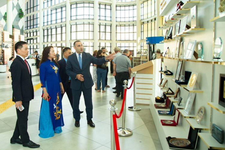 Vyetnamdan olan nümayəndə heyəti "ASAN xidmət” mərkəzinin fəaliyyəti ilə tanış olub