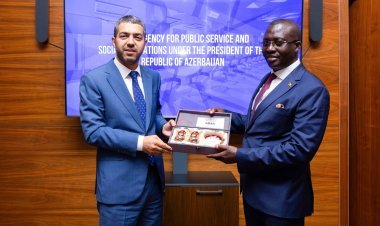 Uqandalı nazir “ASAN xidmət”də