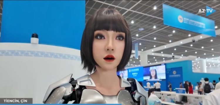Azərbaycan teleməkanında bir ilk: AzTV süni intellektli robotdan müsahibə aldı – VİDEO