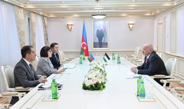 Milli Məclisin sədri Sahibə Qafarova İordaniya Haşimilər Krallığının ölkəmizdəki səfiri ilə görüşüb