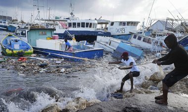 Atlantik Okeanında güclü qasırğa təhlükəsi: Bölgədə uçuşlar dayandırıldı