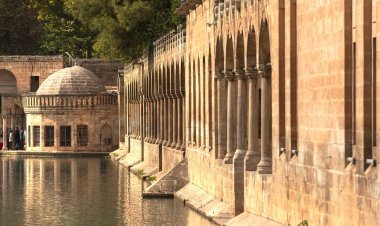 Bu payız Şanlıurfada dünyanın ən qədim Neolit irsini kəşf edin