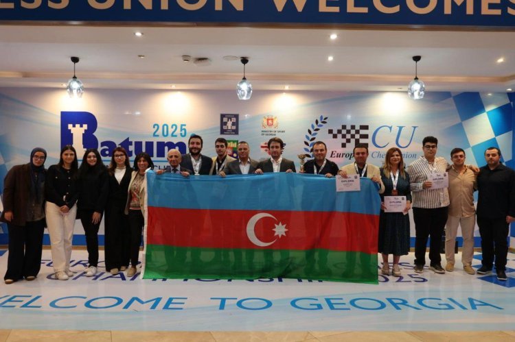 Kişi şahmatçılardan ibarət Azərbaycan millisinin kapitanı, Dünya Kubokunun qalibi Teymur Rəcəbov Azərbaycan Şahmat Federasiyasının rəsmi saytına müsahibə verib