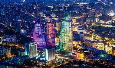 Bakı turizmə görə rekorda imza atıb