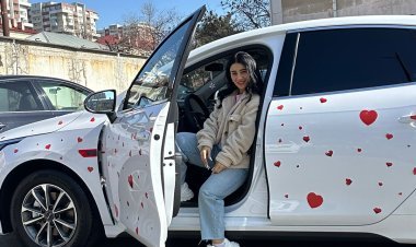 “Sükan arxasında stereotipləri dəyişən qadın” – Bolt sürücüsü və sahibkar Gülnar Kazımzadənin 8 Mart hekayəsi
