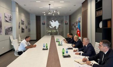 Energetika naziri Ağdamda vətəndaşları qəbul edib
