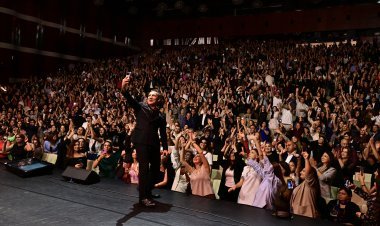 Ferhat Göçer Eyyub Hüseynzadənin təşkil etdiyi konsertdə “Ey, Əziz Anam, Azərbaycan”ı oxudu – VİDEO